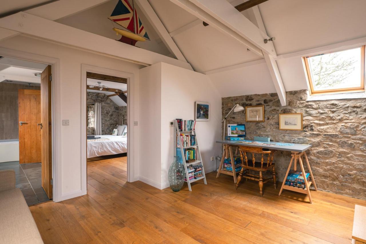 Stunning Converted Granary In Heart Of St Davids المظهر الخارجي الصورة