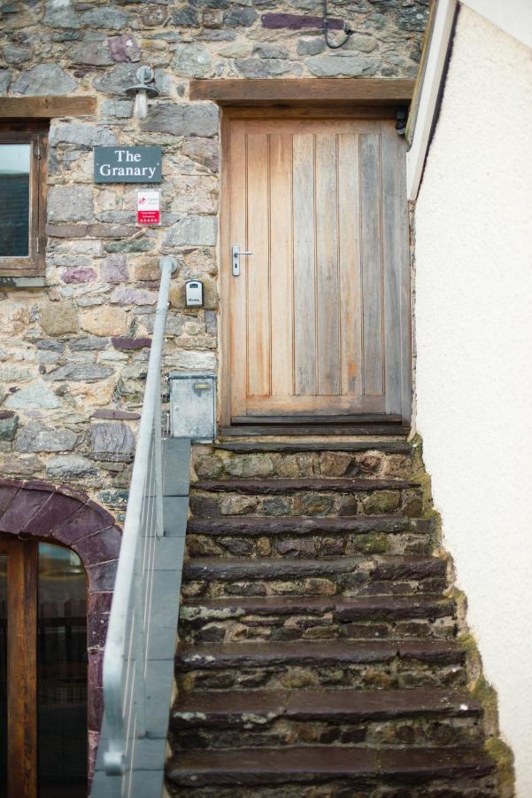 Stunning Converted Granary In Heart Of St Davids المظهر الخارجي الصورة